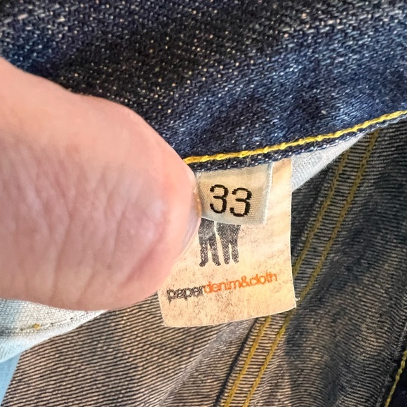 Distressed PD&C men’s jeans - Picture 7 of 7